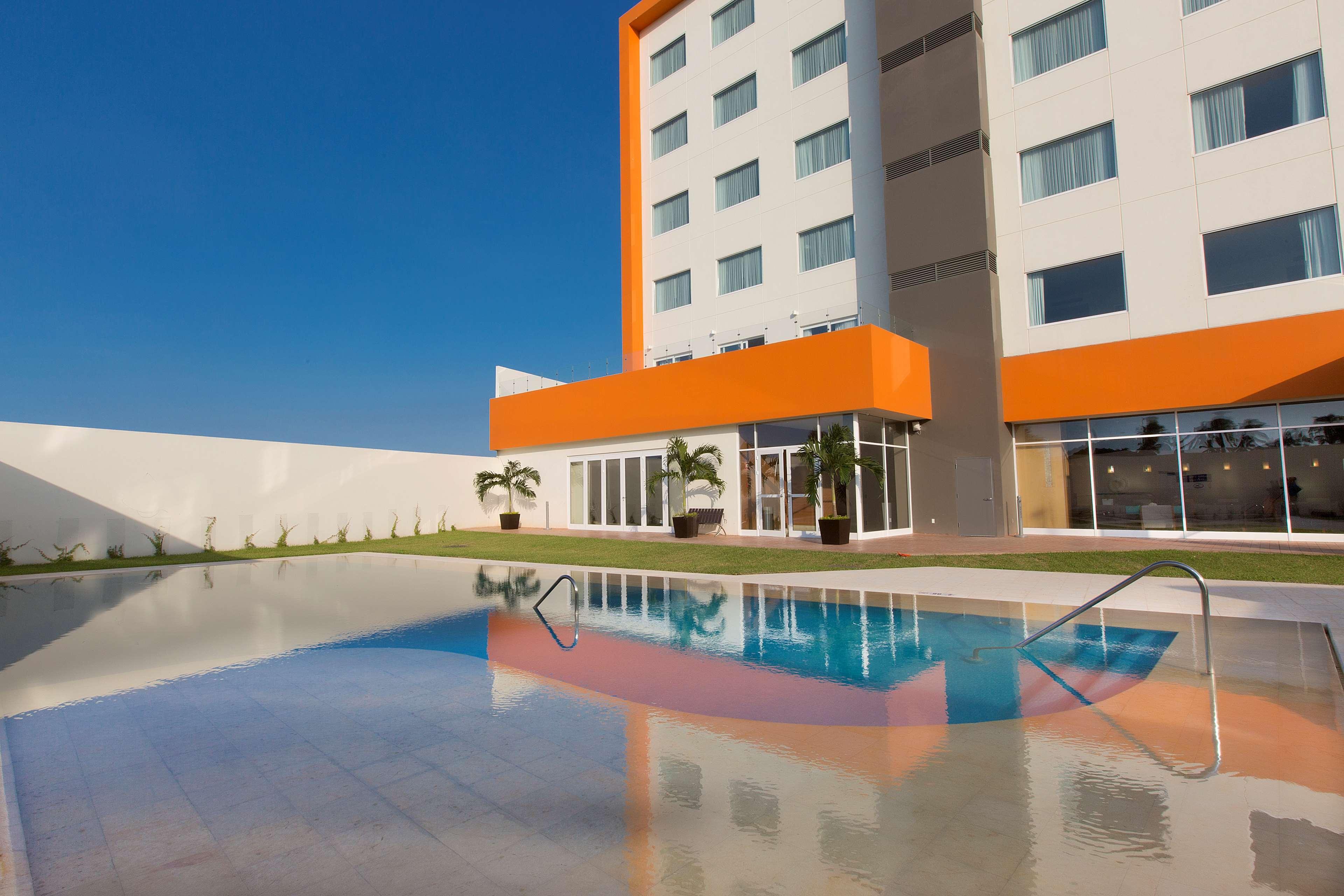 Hampton Inn & Suites By Hilton Paraíso Zewnętrze zdjęcie