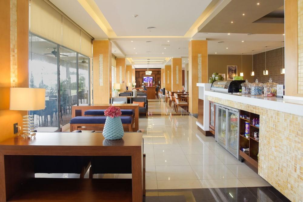 Hampton Inn & Suites By Hilton Paraíso Zewnętrze zdjęcie
