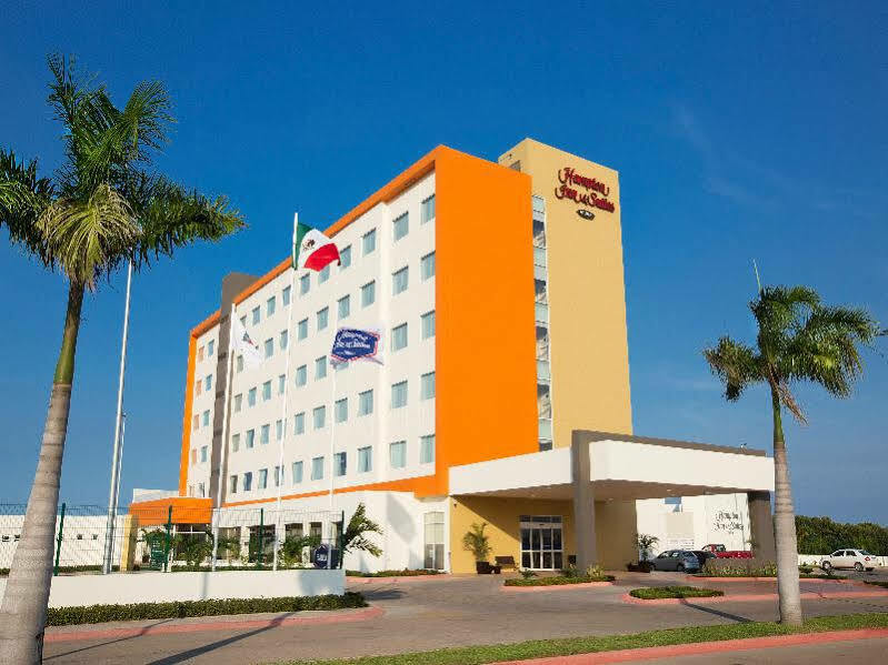 Hampton Inn & Suites By Hilton Paraíso Zewnętrze zdjęcie